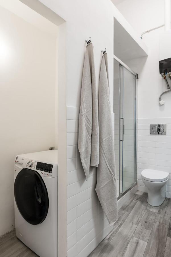 Acquario 5' Free Wifi & Netflix "Prione" By Tilo Apartment'S เจนัว ภายนอก รูปภาพ